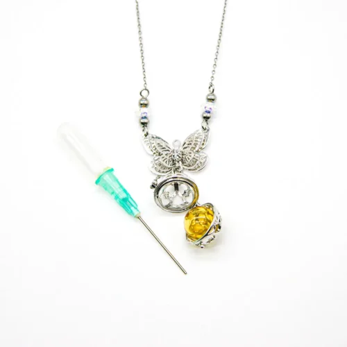 Gold Butterfly Aroma Necklace | Energy & Healing | Diffusing on the go - Image 5