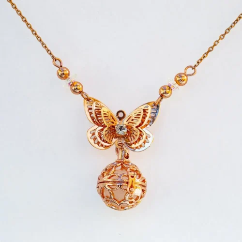 Gold Butterfly Aroma Necklace | Energy & Healing | Diffusing on the go - Image 8