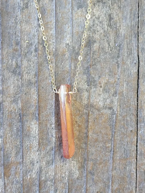 Single Raw Peach Quartz Crystal Pendant Necklace in Gold - Image 3