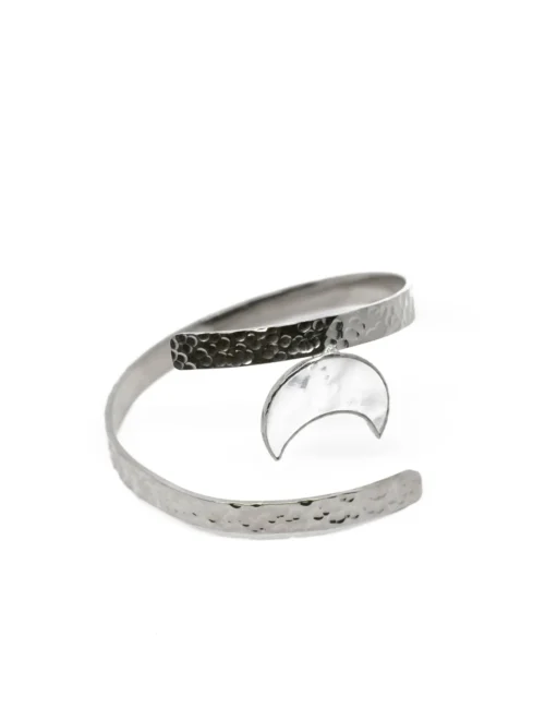 The PURNAMA Arm Band - Handcrafted Indonesian Shell Jewelry with 24k Gold - Image 6