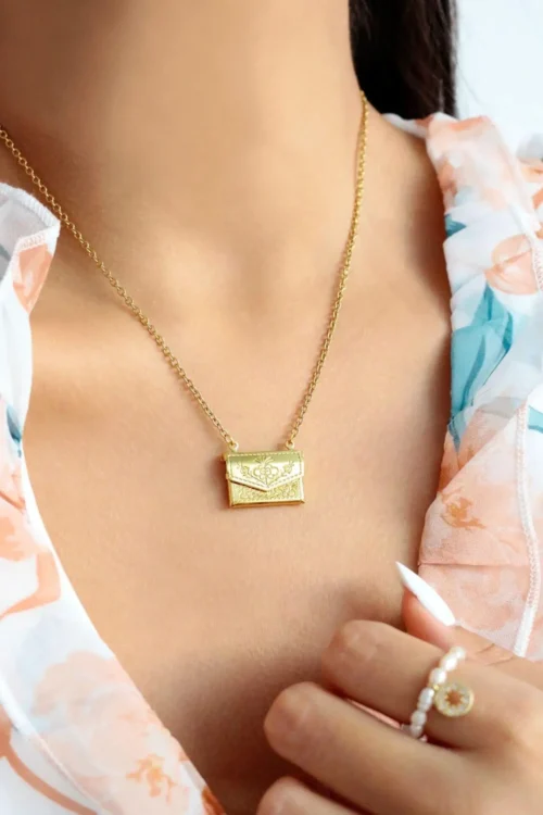 "Daisy" | 24K Envelope Locket Necklace - Image 2