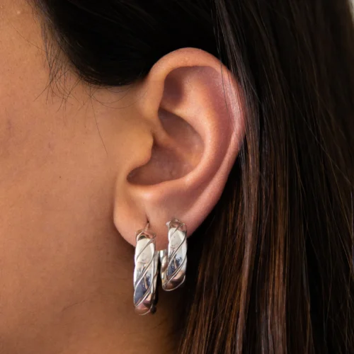 Italian Twirl Silver Hoop Earrings - Image 5