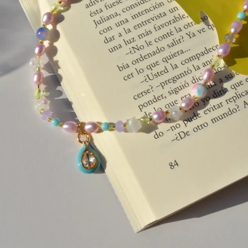 SUMMER STORM Necklace - Elegant Pearl Chic Jewelry for Every Occasion - Image 4