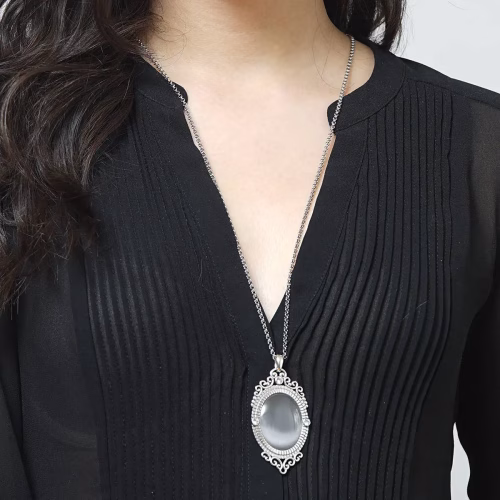 Controse Silver Plated Baroque Cat's Eye Gemstone Necklace - Image 2
