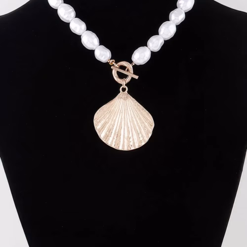 Pearl Seashell Toggle Necklace