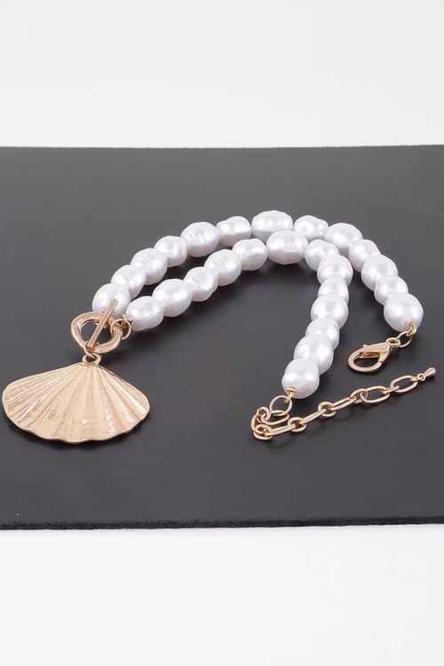 Pearl Seashell Toggle Necklace - Image 3