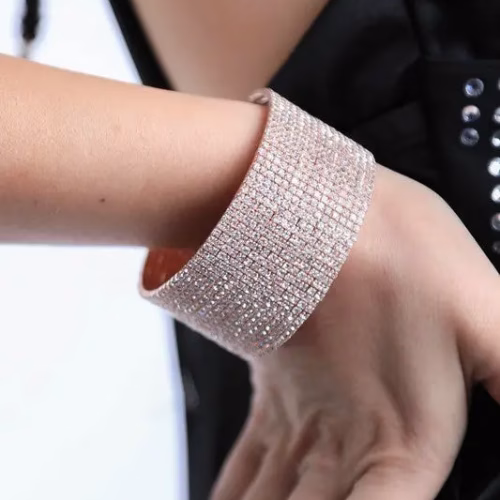 SPARKLY RHINESTONE CUFF BRACELET