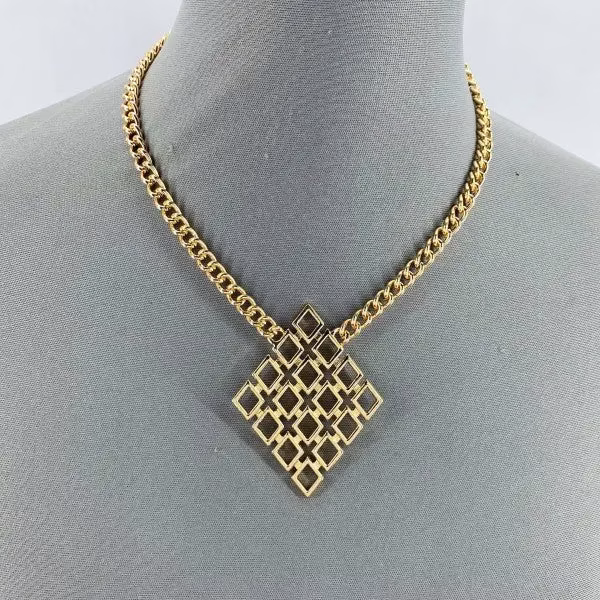 Elegant Gold or Silver Finish Diamond Shape Laser Cut Pendant Necklace - Timeless Jewelry for Every Occasion - Image 2